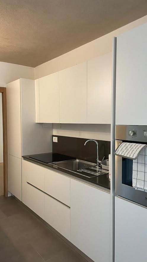 Api Tenna Apartments Glicine 1 Bagian luar foto