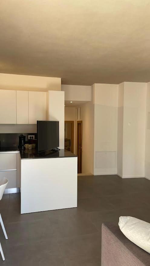 Api Tenna Apartments Glicine 1 Bagian luar foto